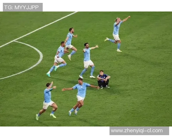 国米荣耀时刻:镜头定格那一刻泪水与欢笑交织的感动瞬间 国米荣耀时刻:镜头定格那一刻泪水与欢笑交织的感动瞬间